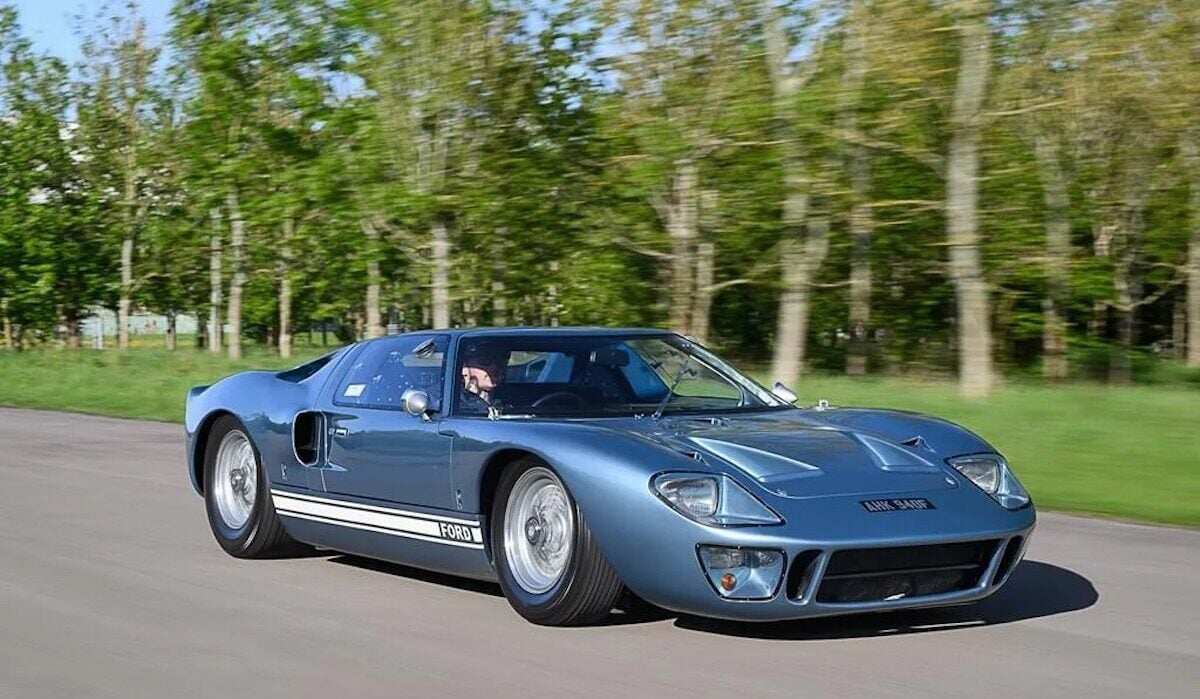 une ford gt40 pourrait atteindre plusieurs millions d'euros lors de