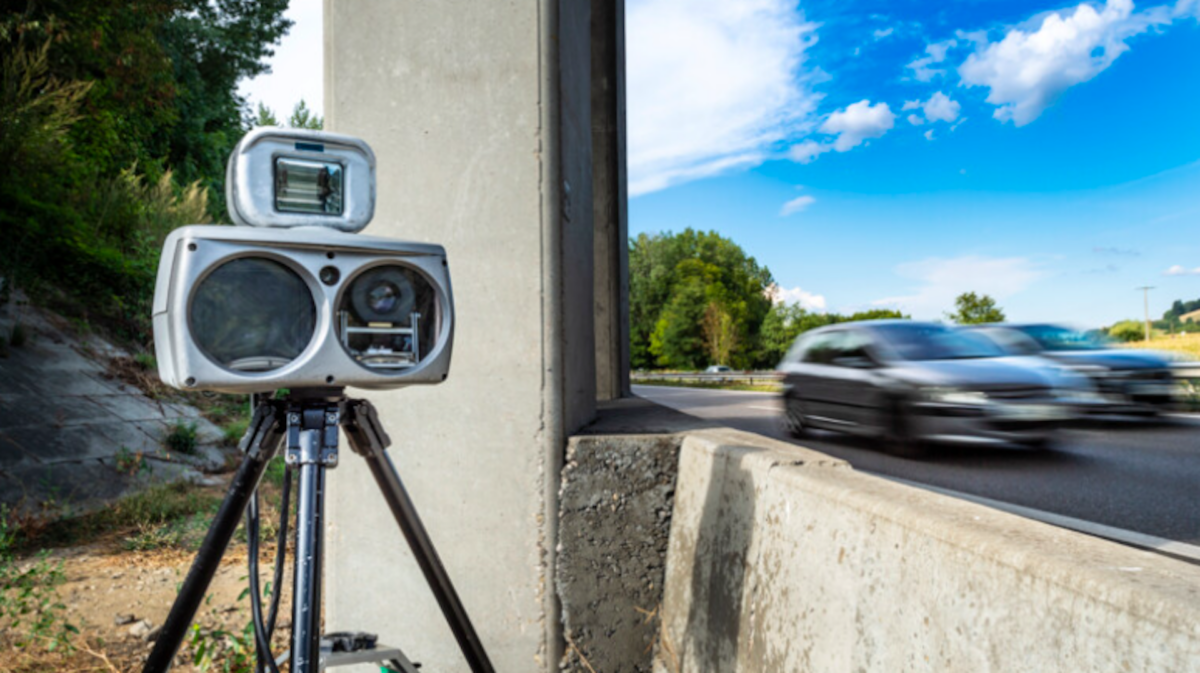 Éviter d'être flashé par les radars en roulant à plus