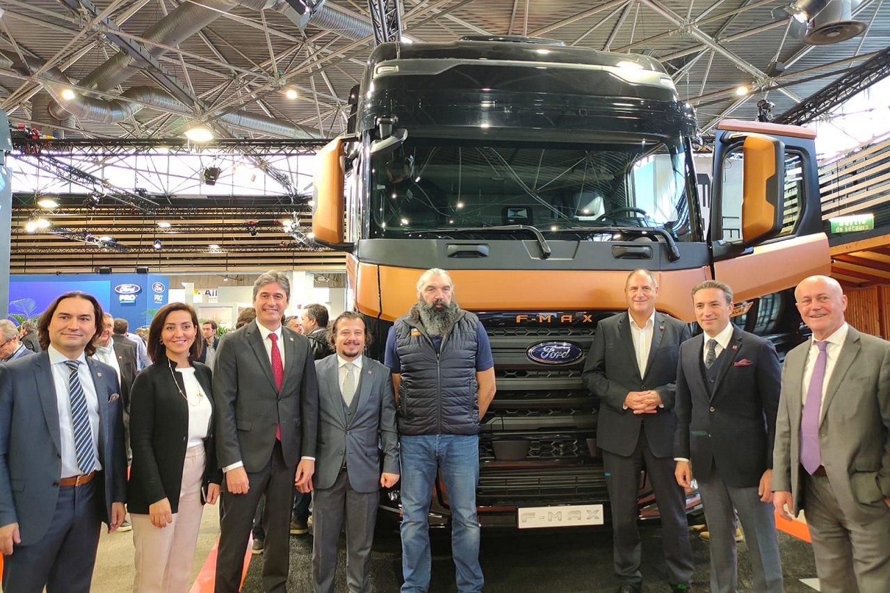 Ford trucks poids lourd solutrans F-Line F-Max