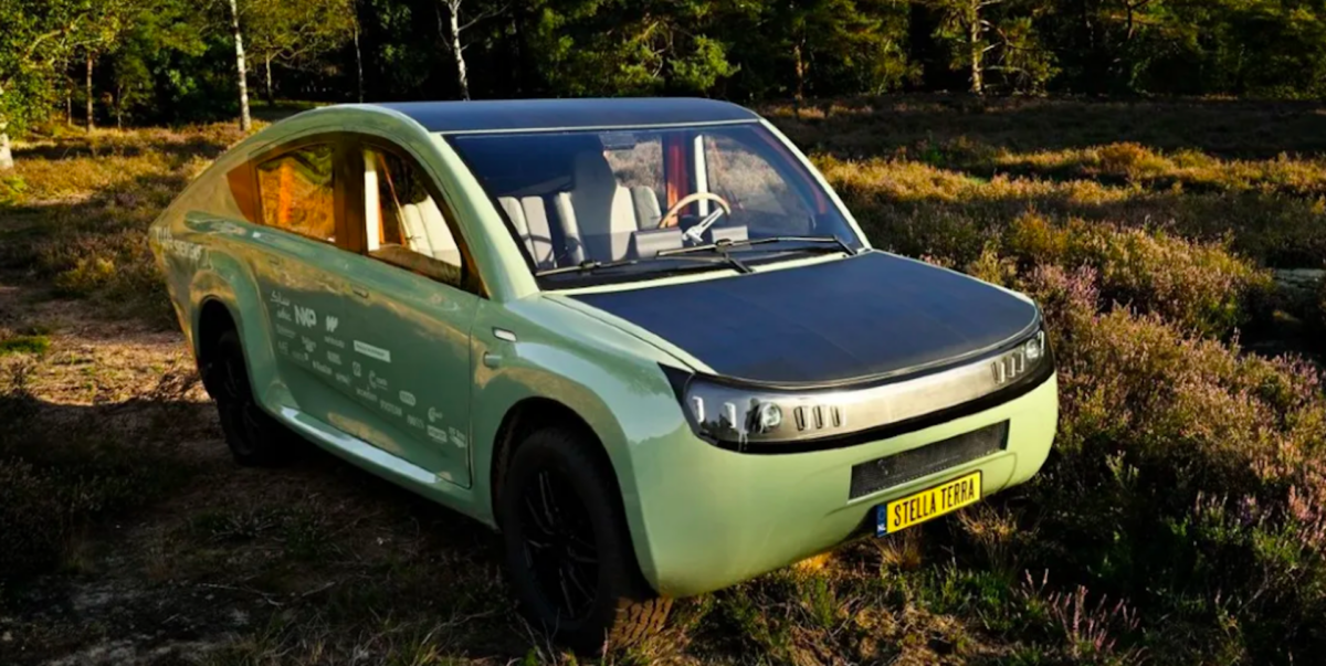 première voiture solaire capable de rouler plus de 1000 kilomètres