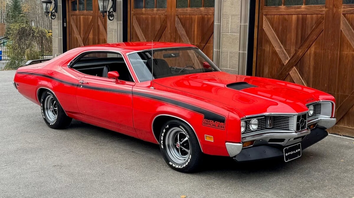 seulement 74 exemplaires de cette rarissime muscle car existent !