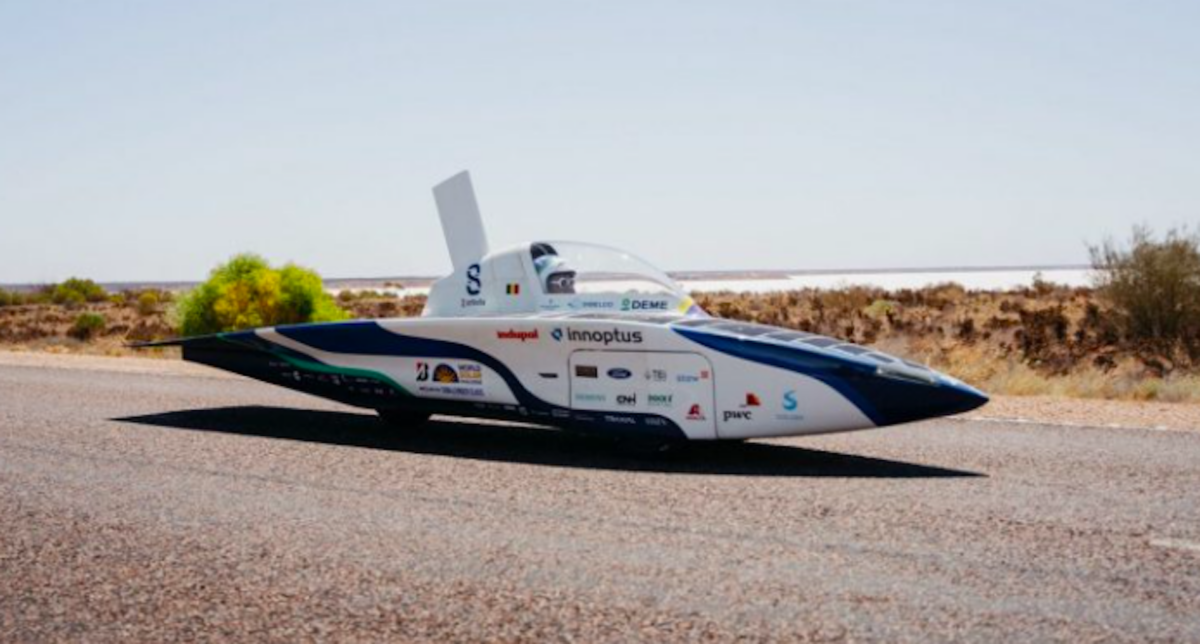 création de la voiture solaire la plus efficace au monde