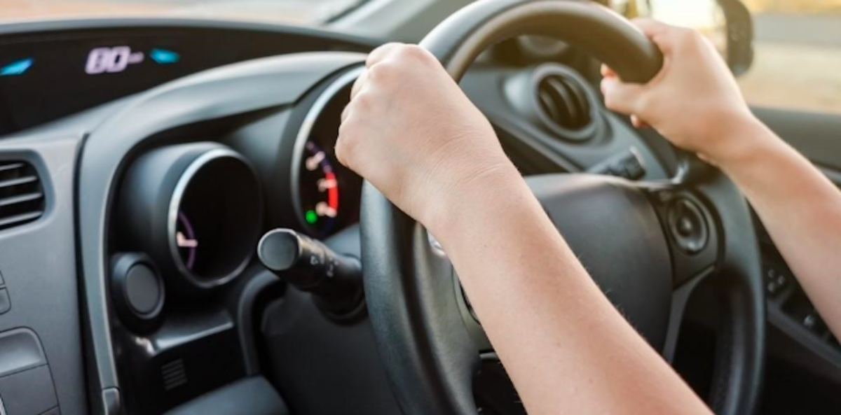 adolescent belge de 13 ans tente de semer les policiers