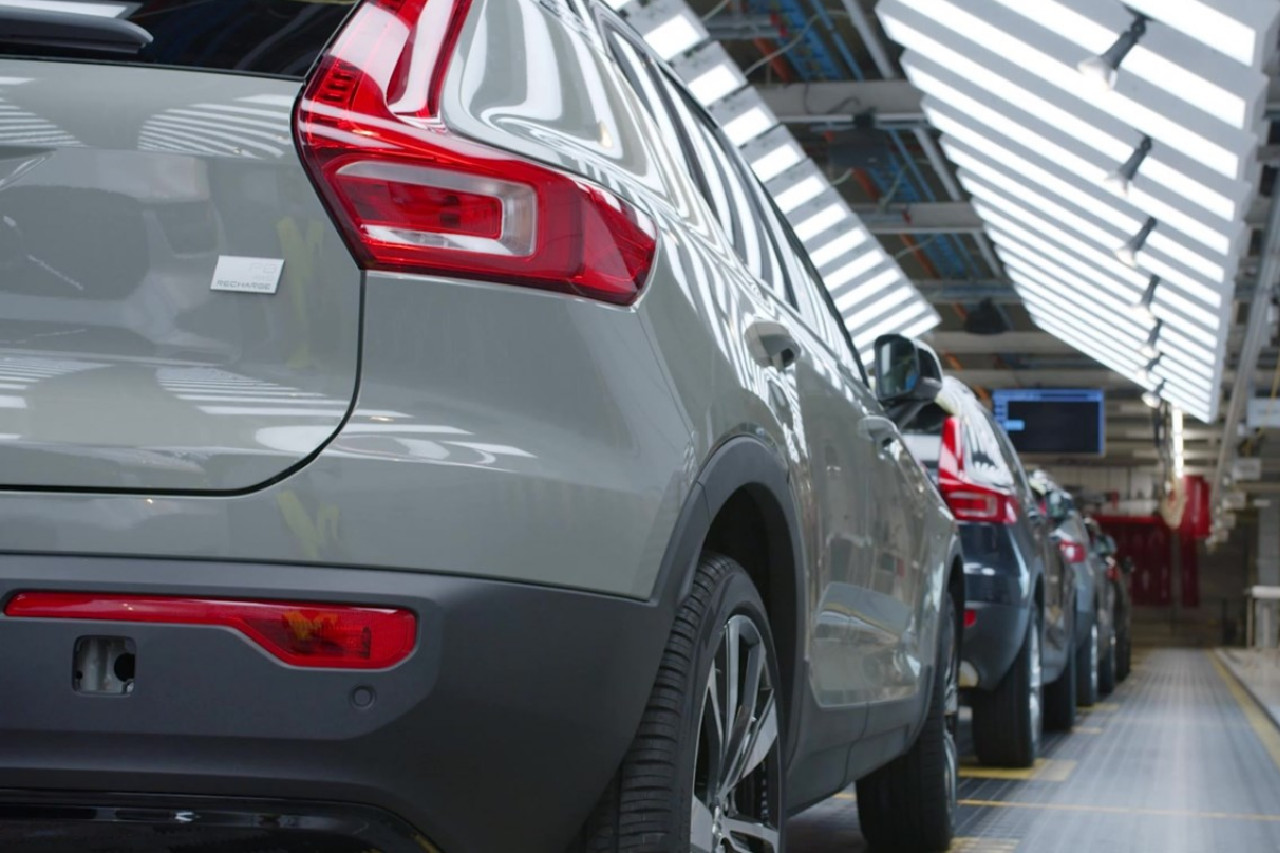 usines Volvo Tesla Europe