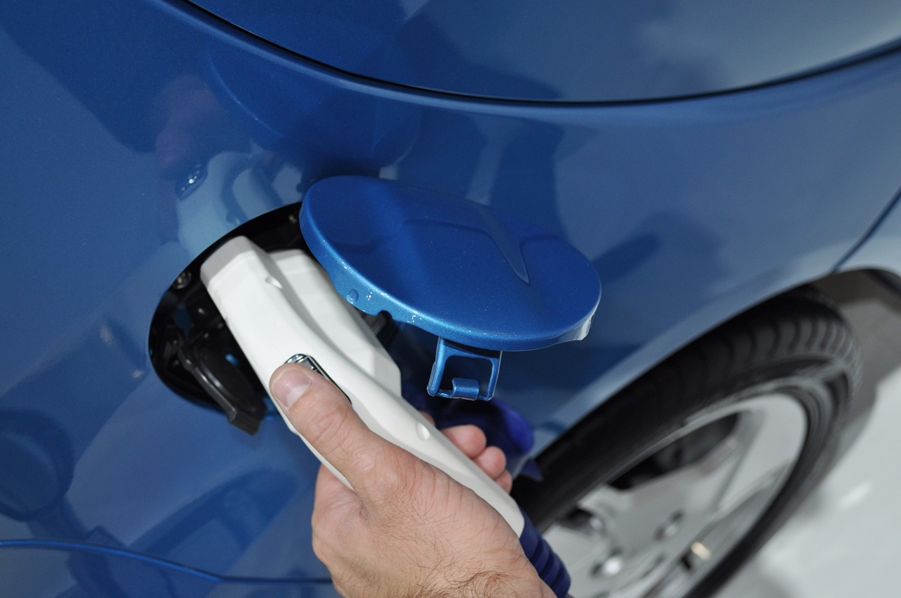 Bonus automobile leasing social