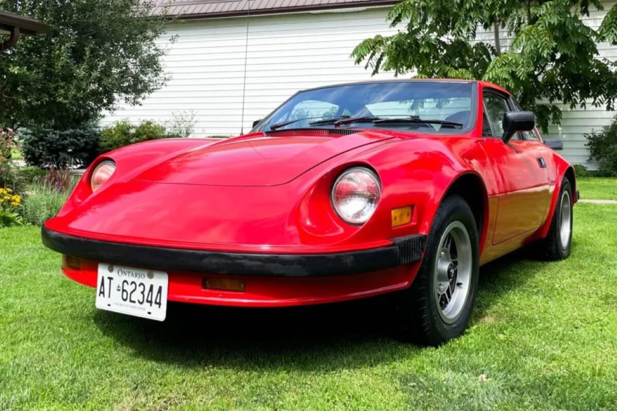 supercar brésilienne : cette voiture n'est pas une porsche, mais...