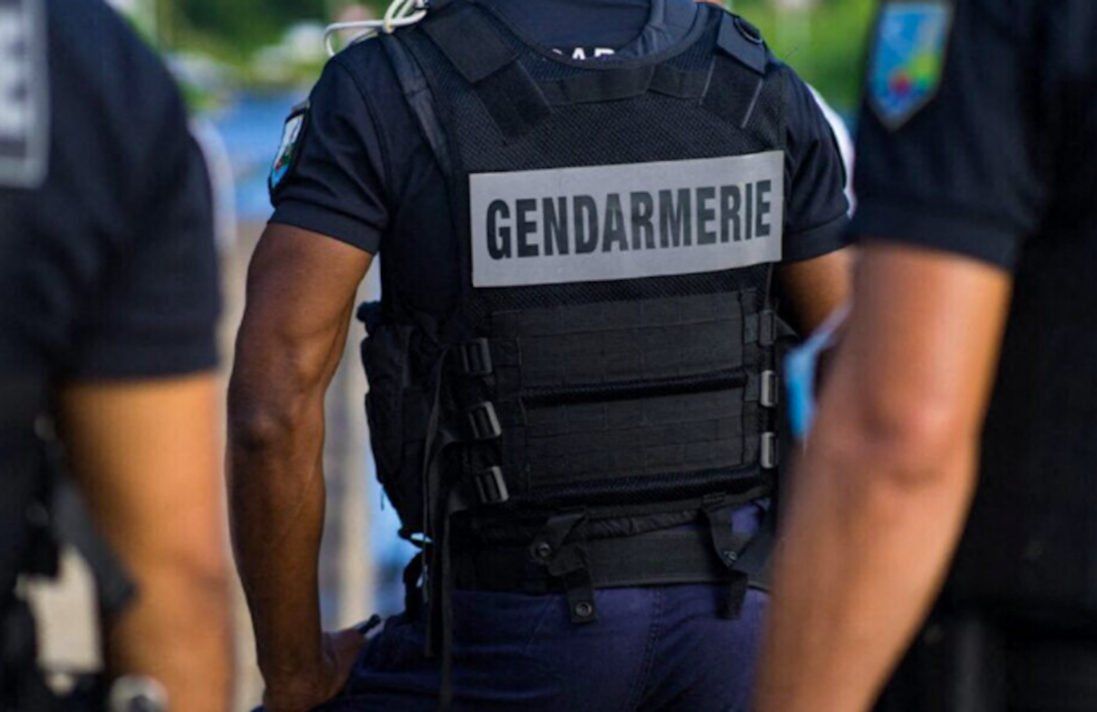 vol de voiture : fuite des gendarmes suivie d'une panne