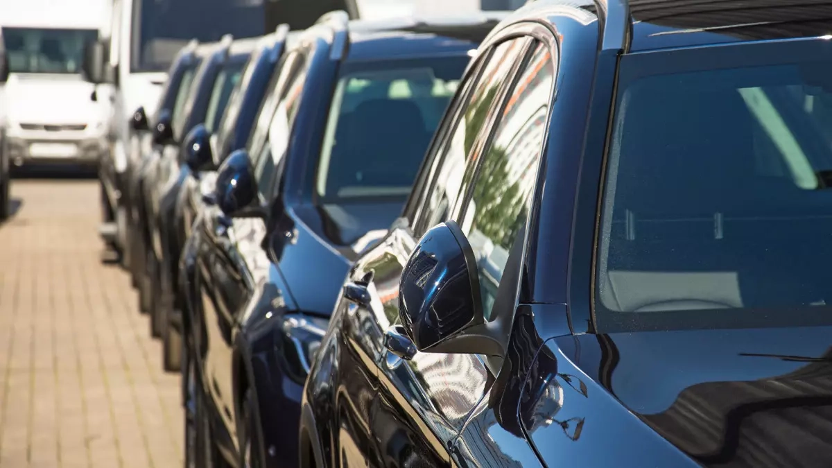 vehicules-doccasion-en-europe-baisse-des-volumes-dannonces-et-des-prix